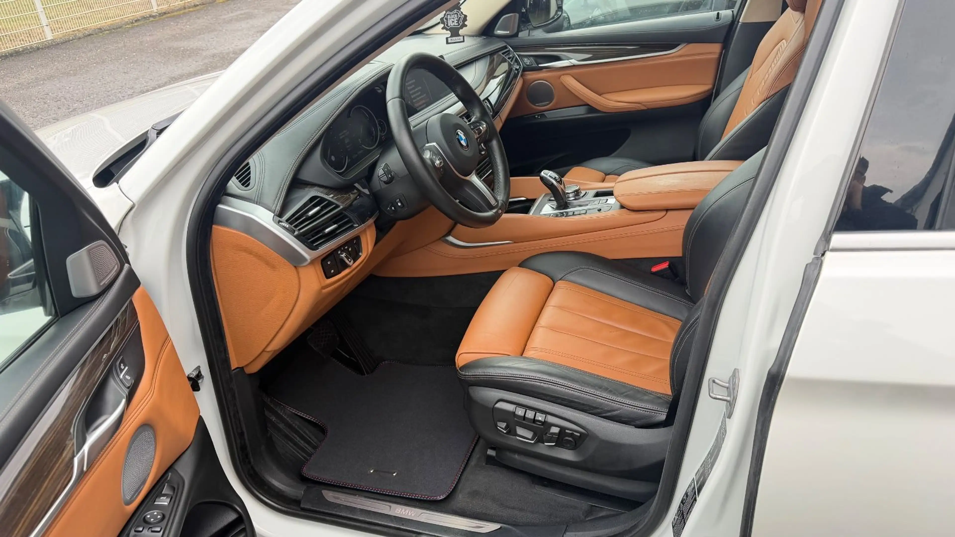 BMW X6 xDrive 50i Sportpaket Navi+Camera/B&O Sound — photo 15