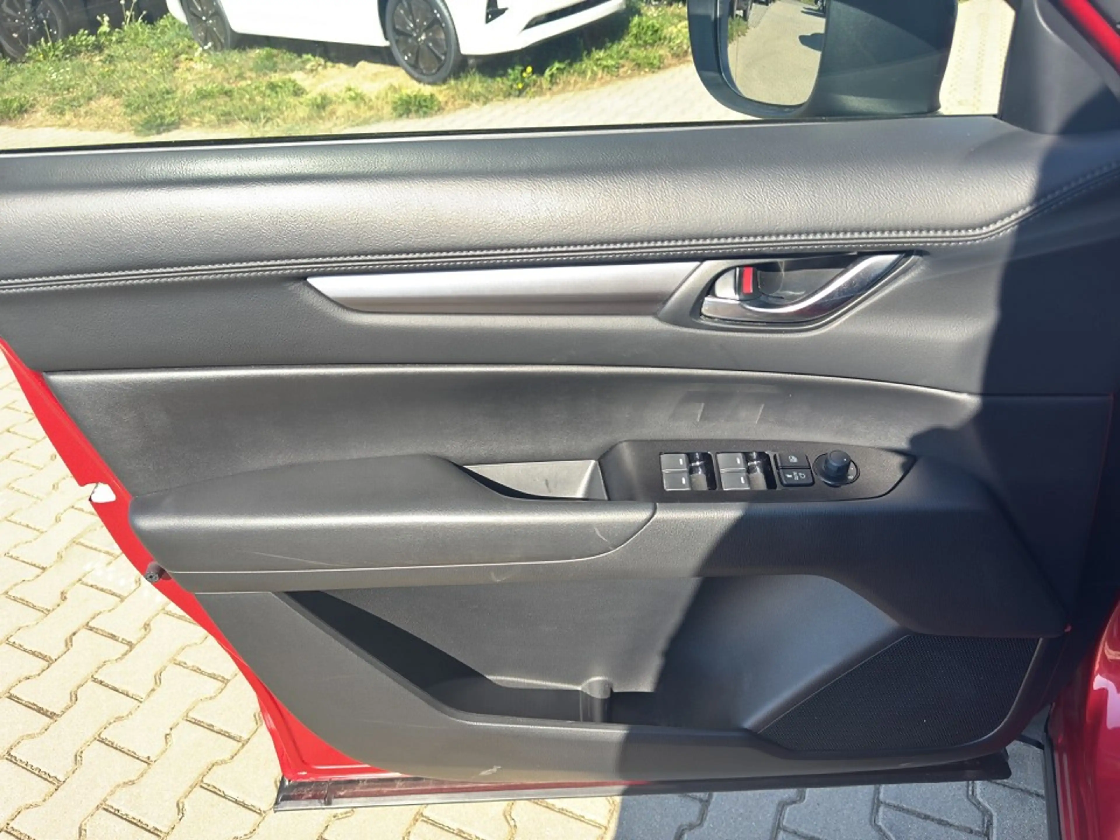 Mazda CX-5 2.0L e-SKYACTIV G 165ps 6MT FWD NEWGROUND — photo 8