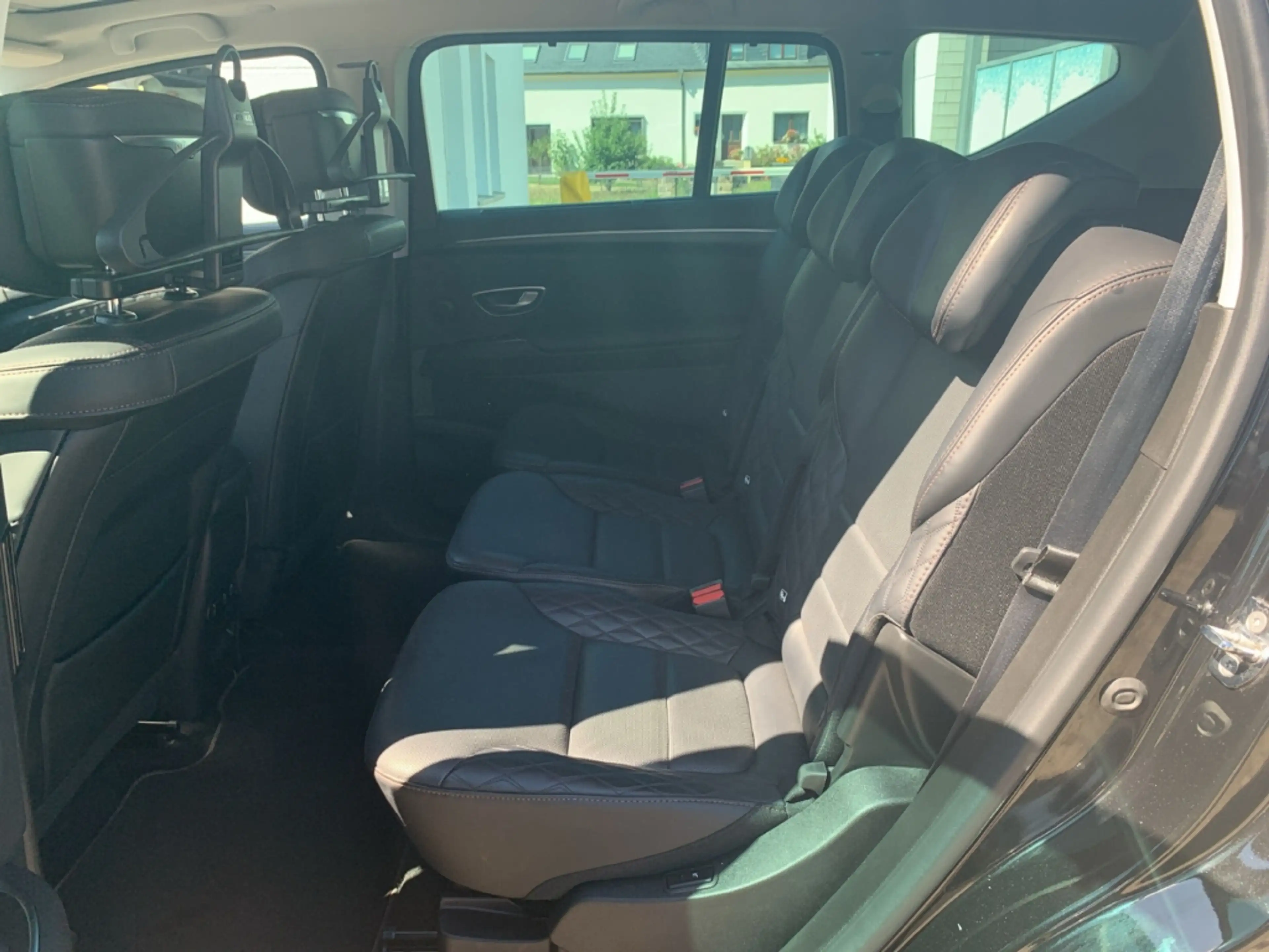 Renault Espace INITALE PARIS DCI 190 EDC Initiale Paris SHZ+ACC+H — photo 11