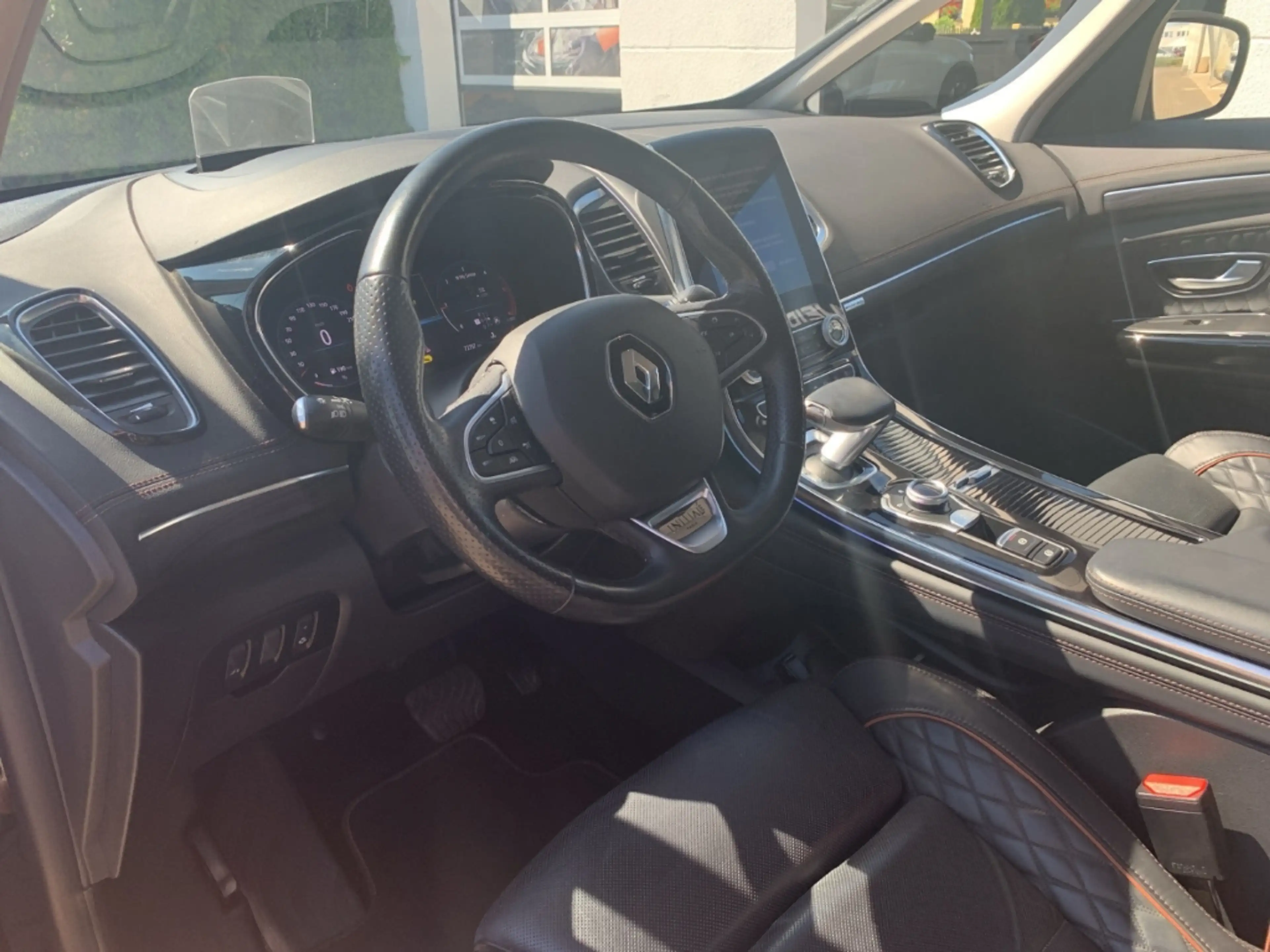 Renault Espace INITALE PARIS DCI 190 EDC Initiale Paris SHZ+ACC+H — photo 10