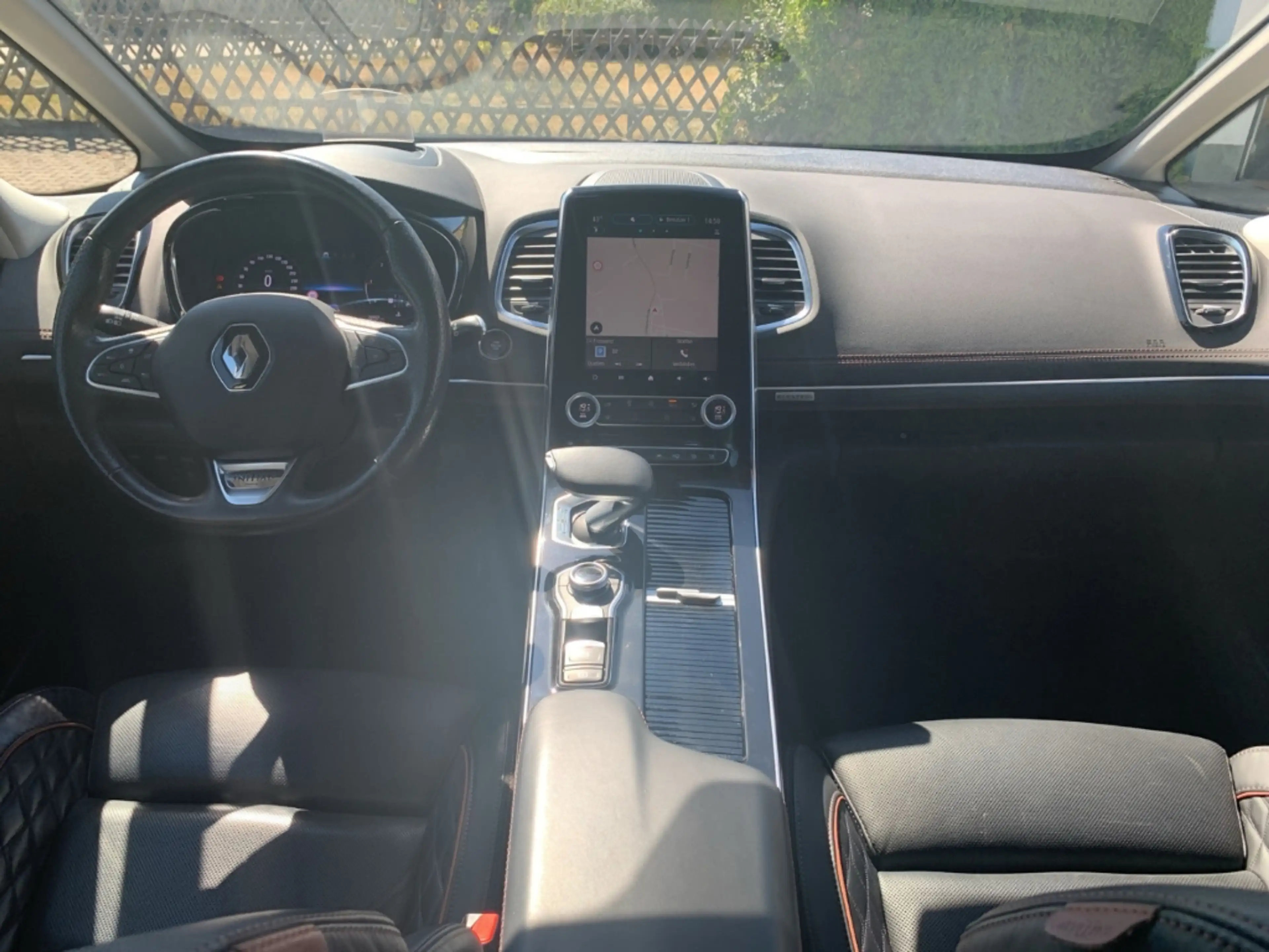 Renault Espace INITALE PARIS DCI 190 EDC Initiale Paris SHZ+ACC+H — photo 14
