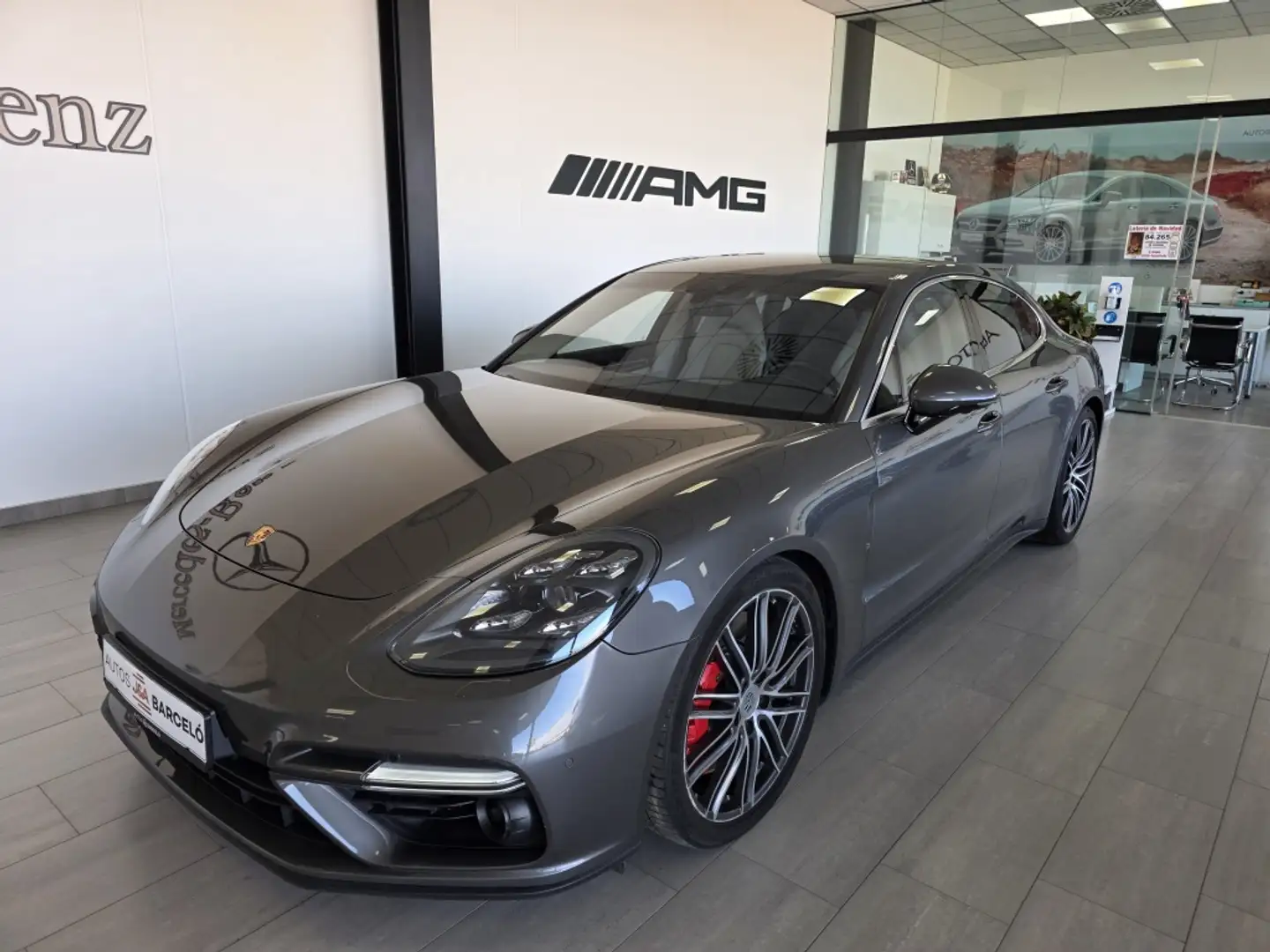 Porsche Panamera Turbo Executive Aut. Grau - 1
