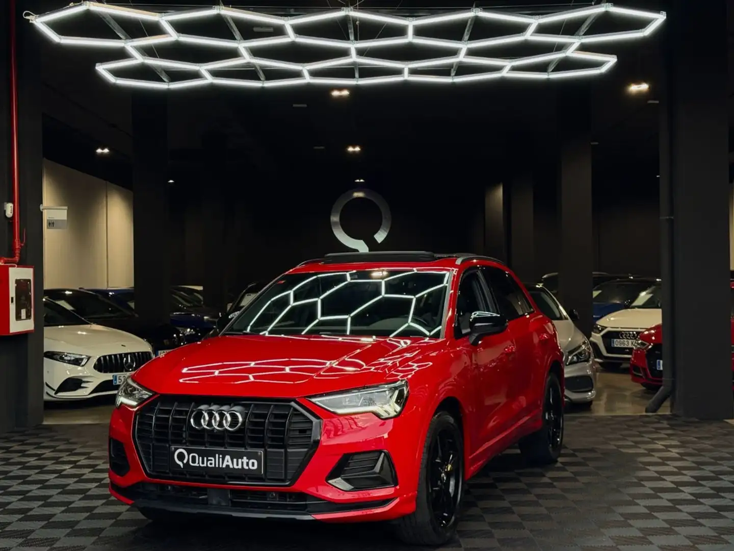 Audi Q3 S line 35 TFSI 110kW 150CV S tronic Rojo - 1