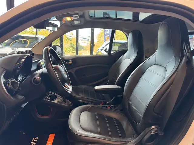 Smart Fortwo view 11