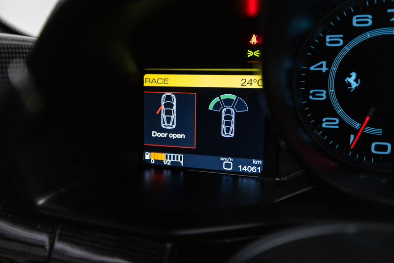 Ferrari 458 4.5 V8 Italia BTW auto, Rosso Corsa, Carbon, Origi — photo 6