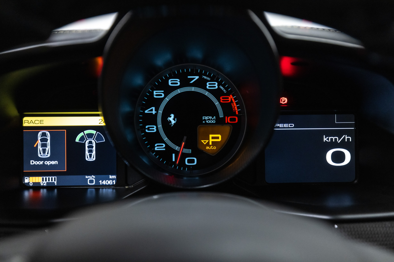Ferrari 458 4.5 V8 Italia BTW auto, Rosso Corsa, Carbon, Origi — photo 16