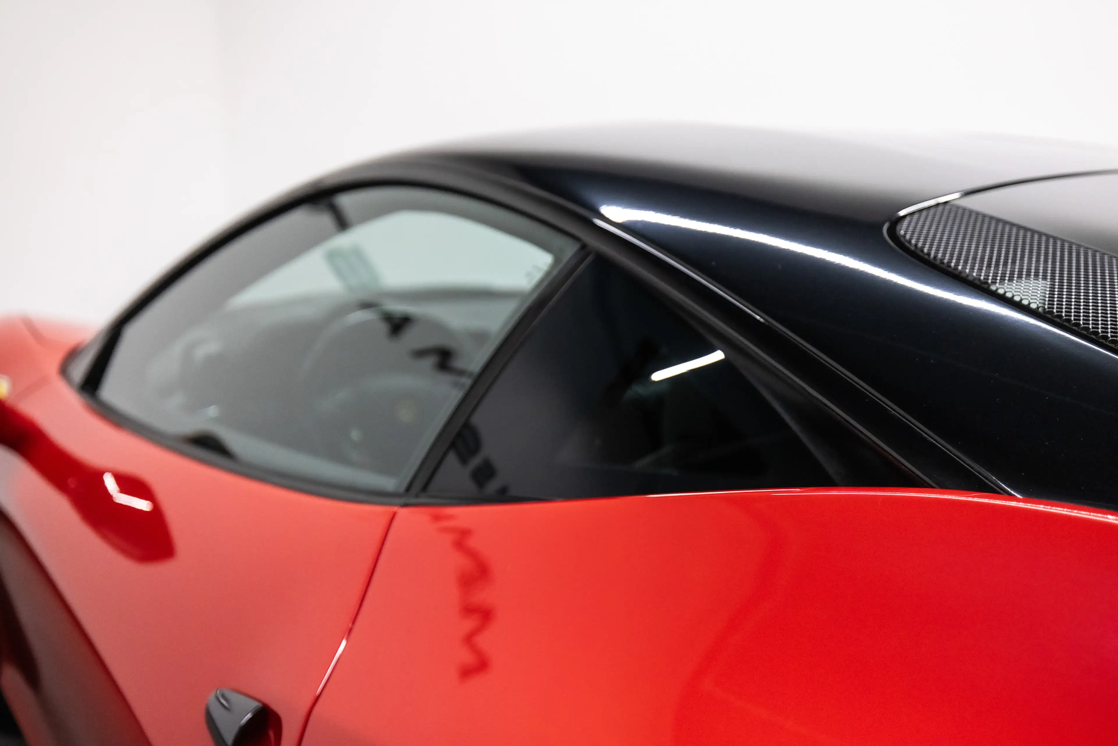Ferrari 458 4.5 V8 Italia BTW auto, Rosso Corsa, Carbon, Origi — photo 9