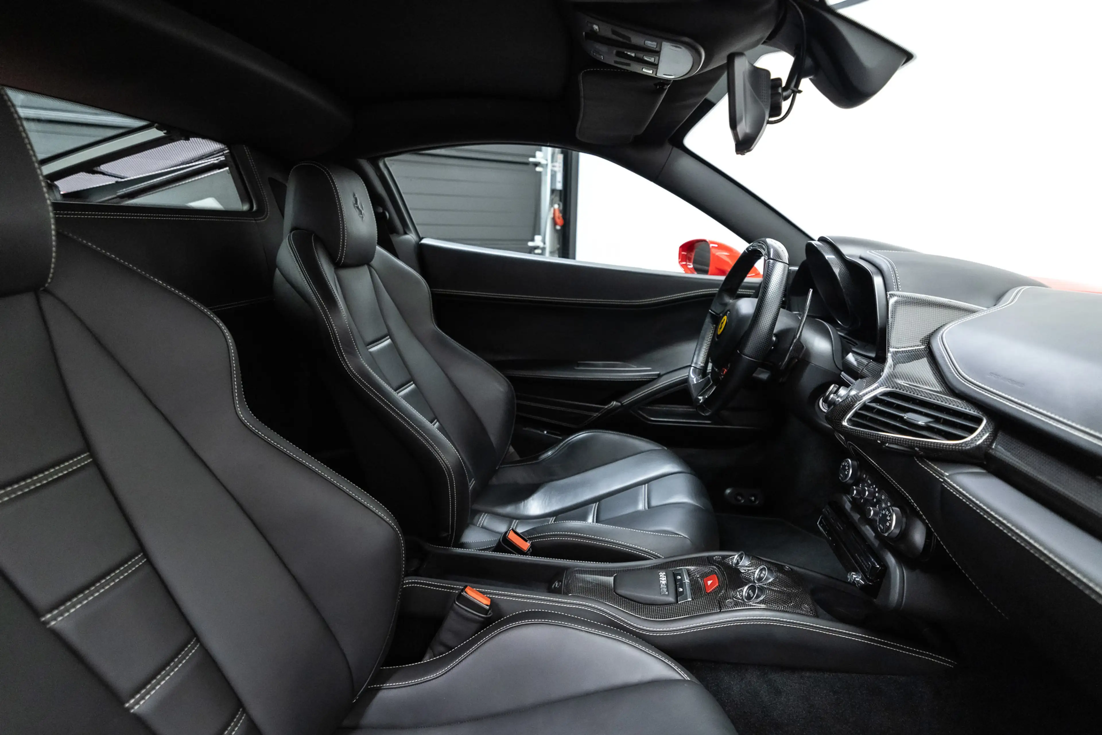 Ferrari 458 4.5 V8 Italia BTW auto, Rosso Corsa, Carbon, Origi — photo 2