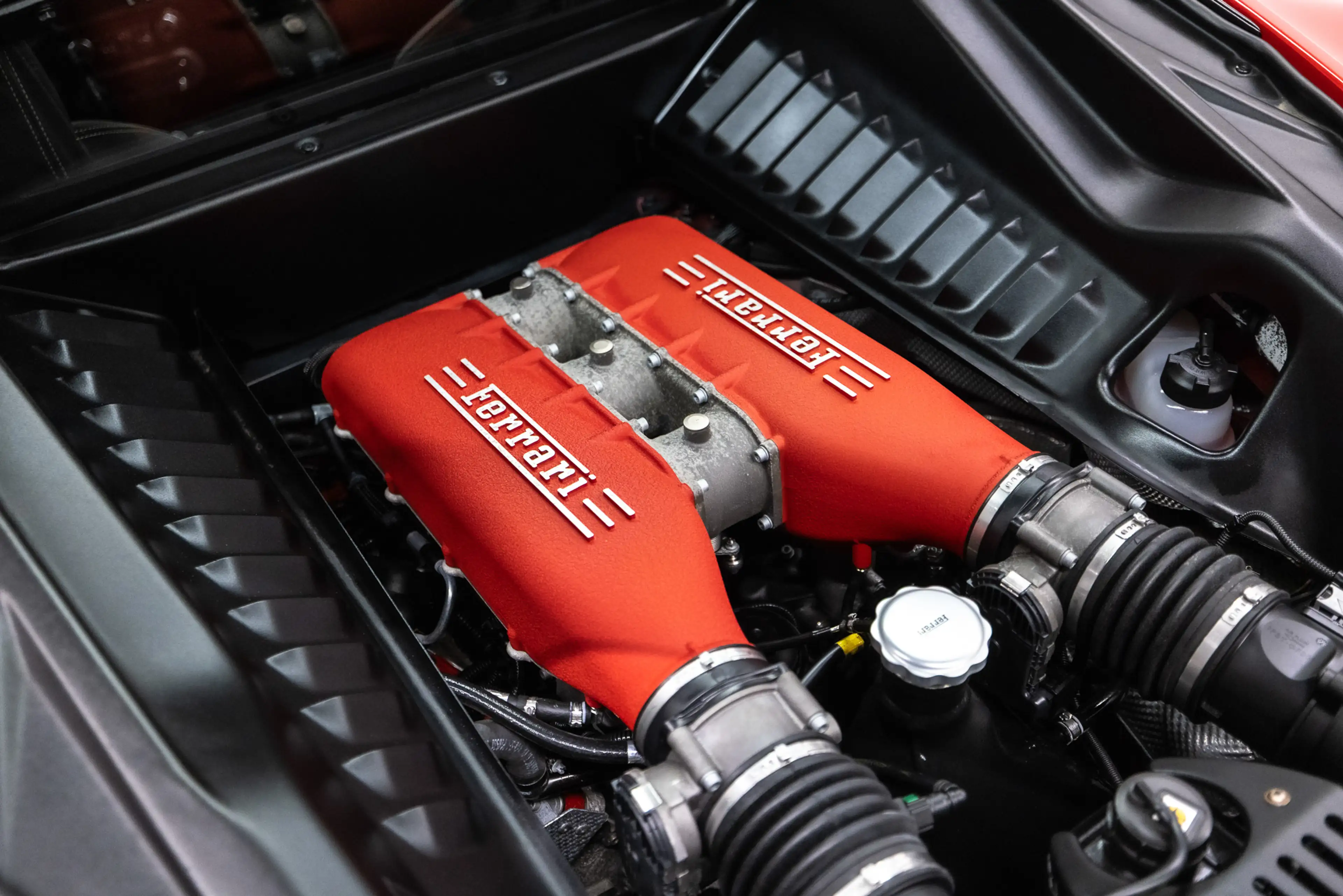 Ferrari 458 4.5 V8 Italia BTW auto, Rosso Corsa, Carbon, Origi — photo 12