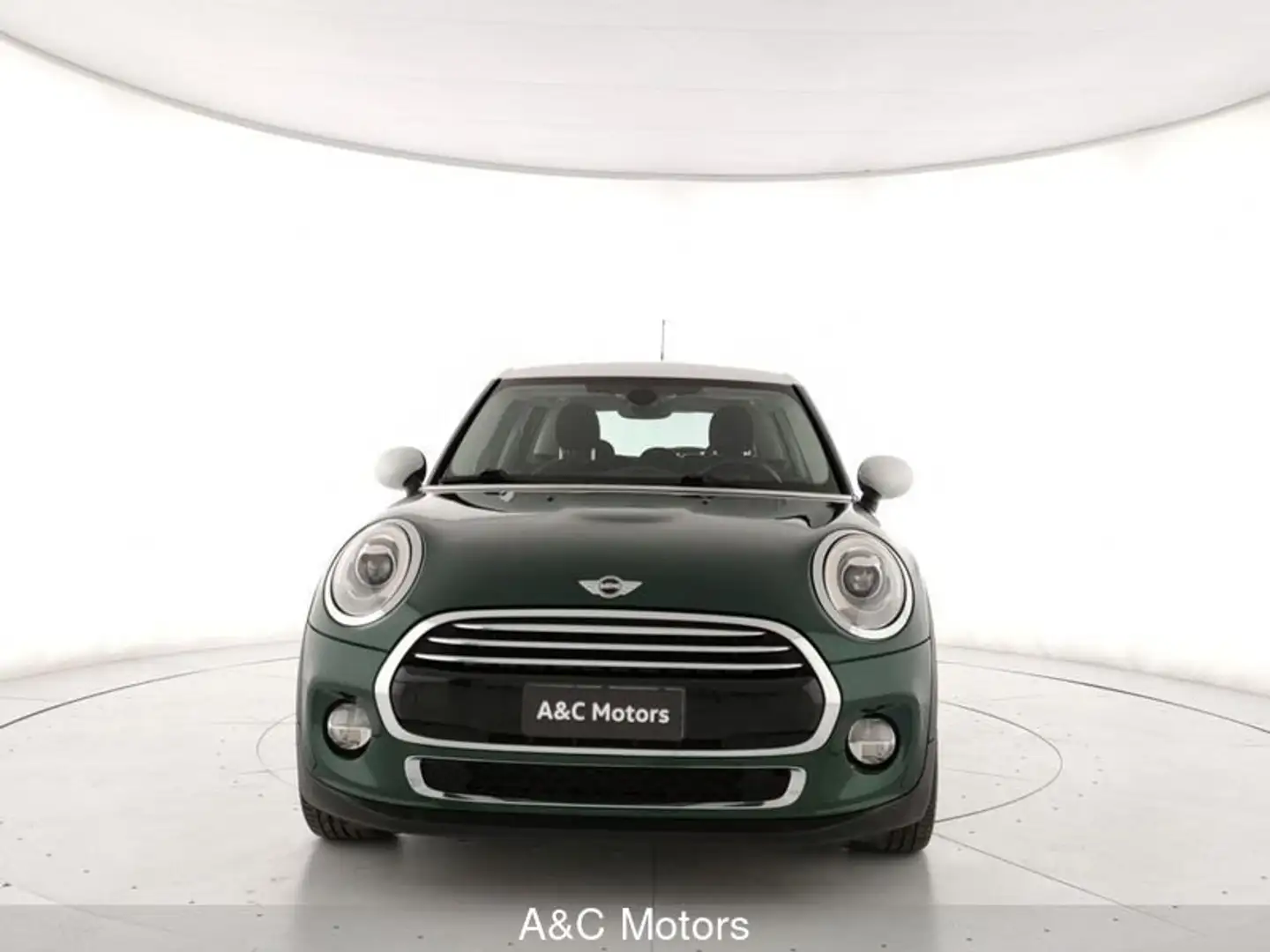 MINI Cooper Mini 1.5 Cooper D Business 5 porte Verde - 2