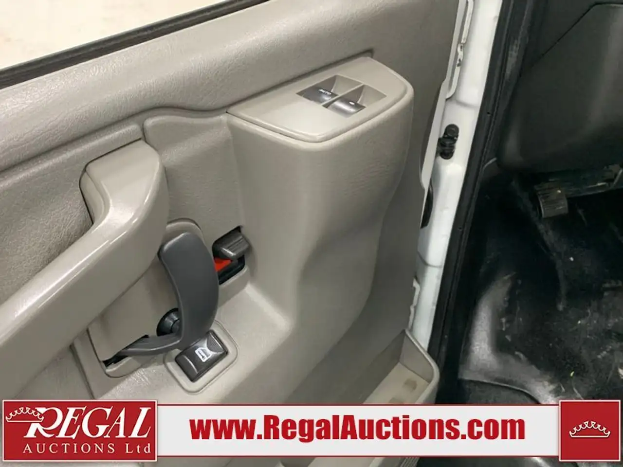 GMC Savana fotografie GMC Savana