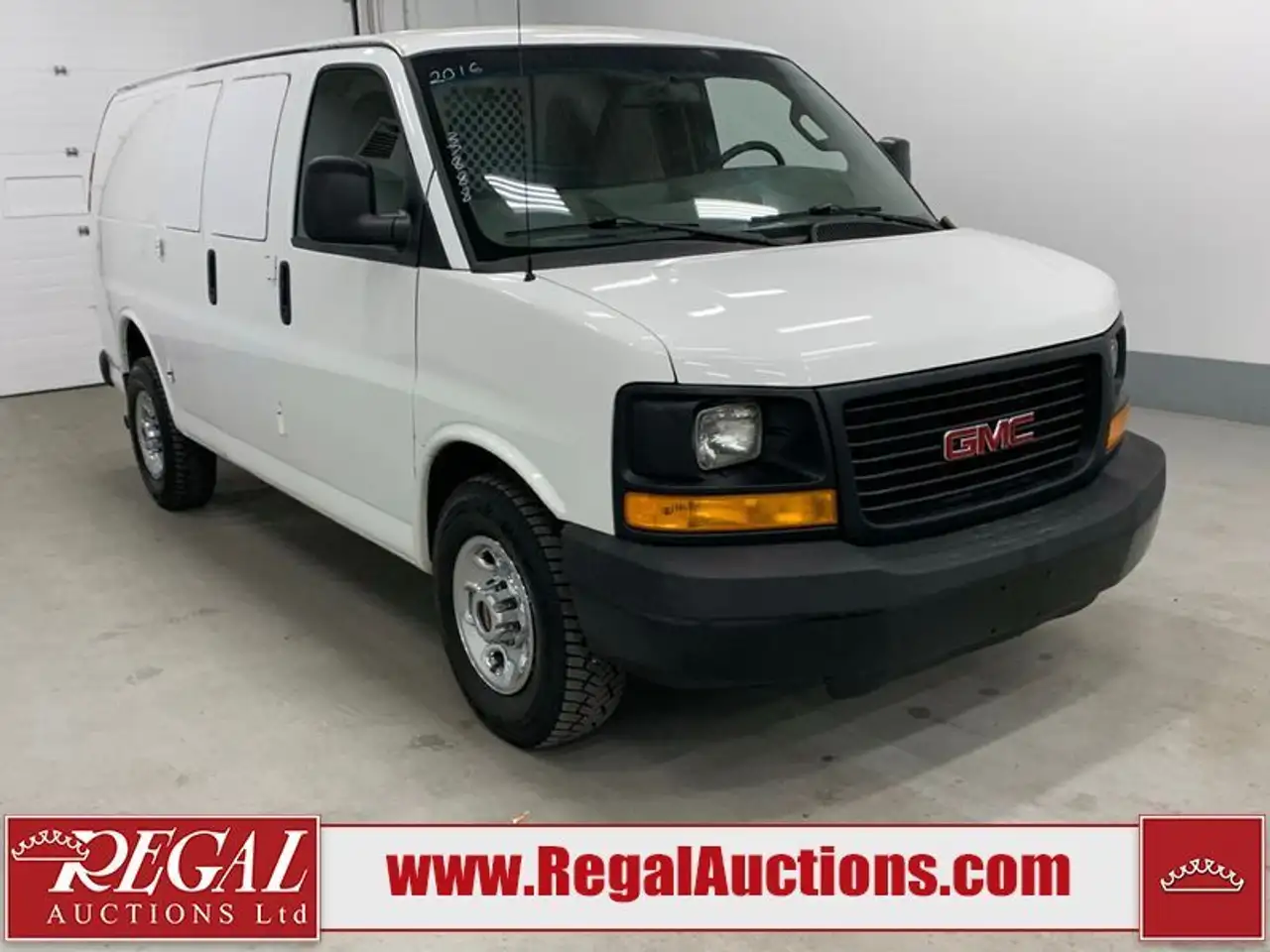 GMC Savana fotografie GMC Savana