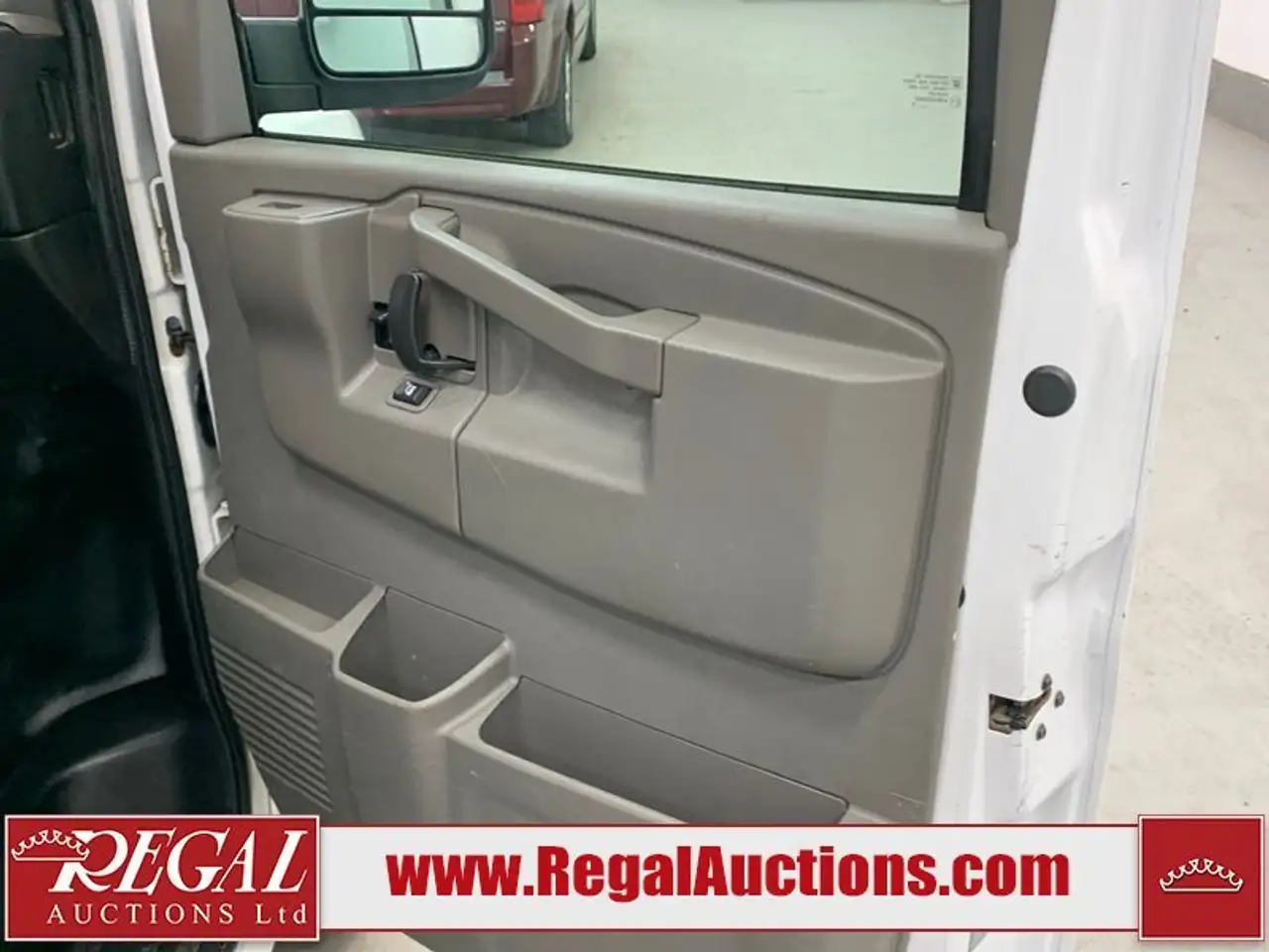 GMC Savana fotografie GMC Savana