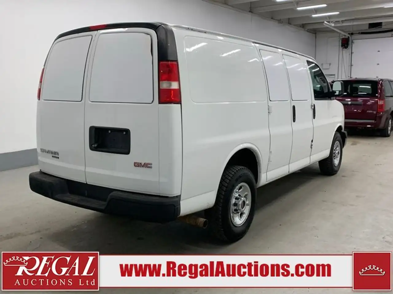 GMC Savana fotografie GMC Savana