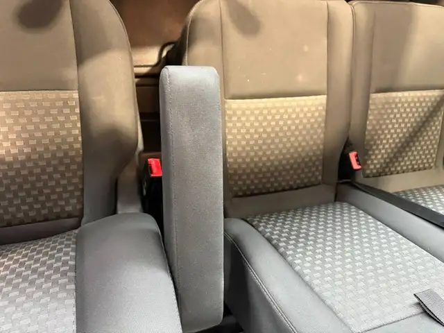 Ford Transit Custom view 13