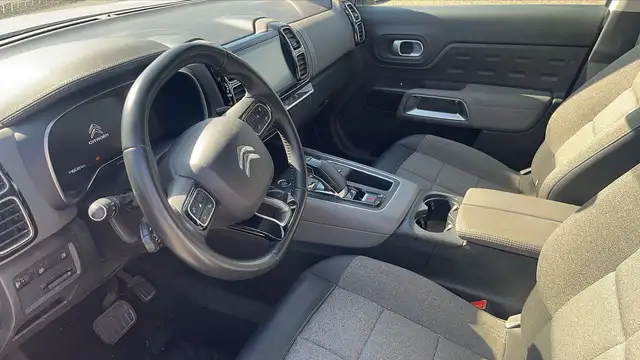 Citroen C5 Aircross view 8
