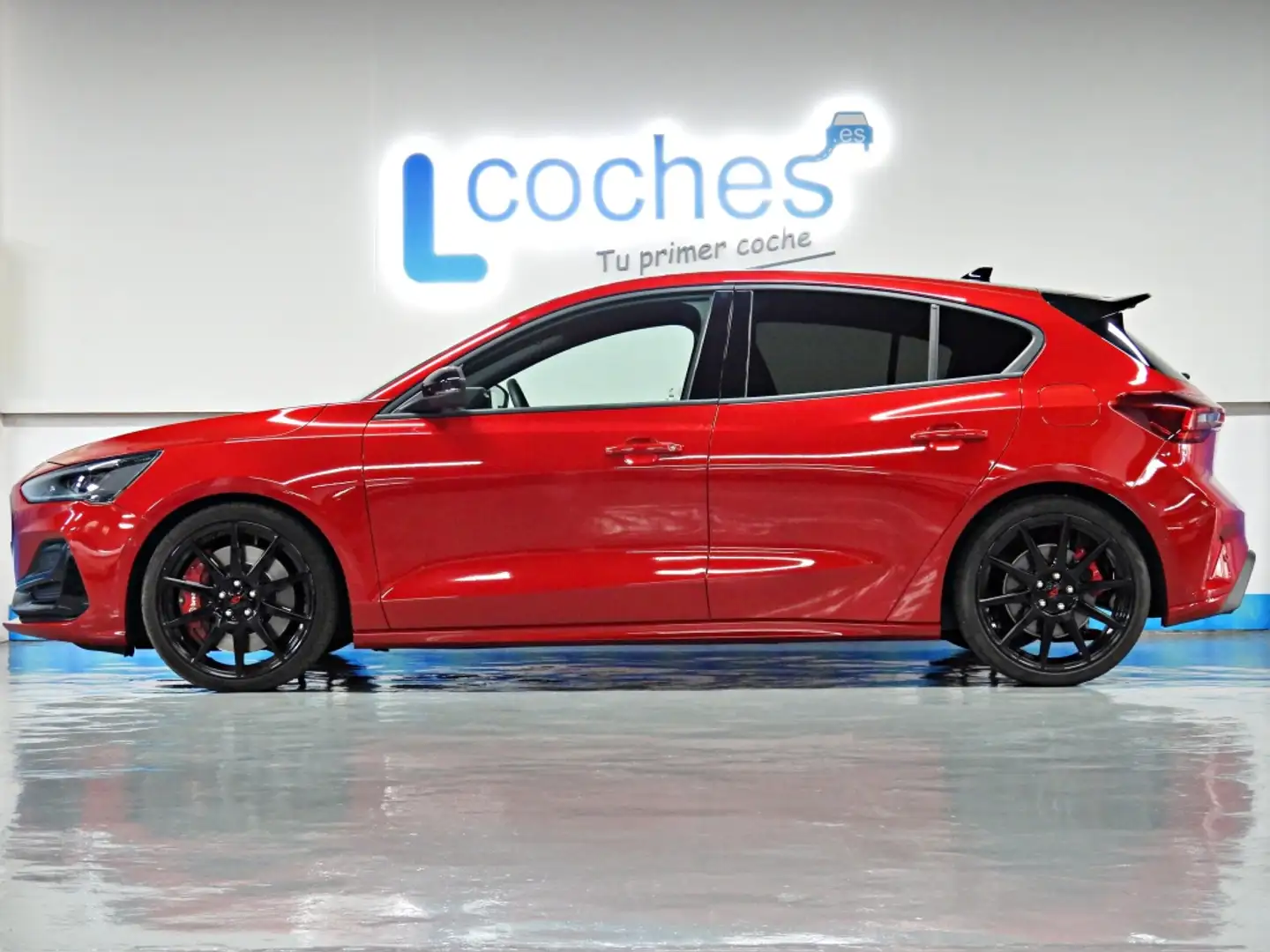 Ford Focus 2.3 Ecoboost ST Edition Rojo - 2