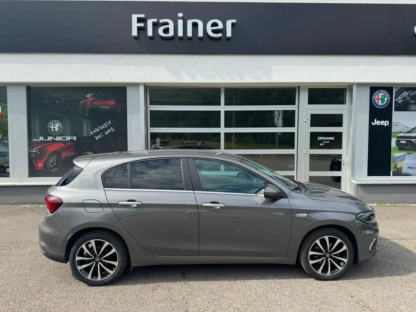 Fiat Tipo Lounge Diesel 120PS Grau - 1