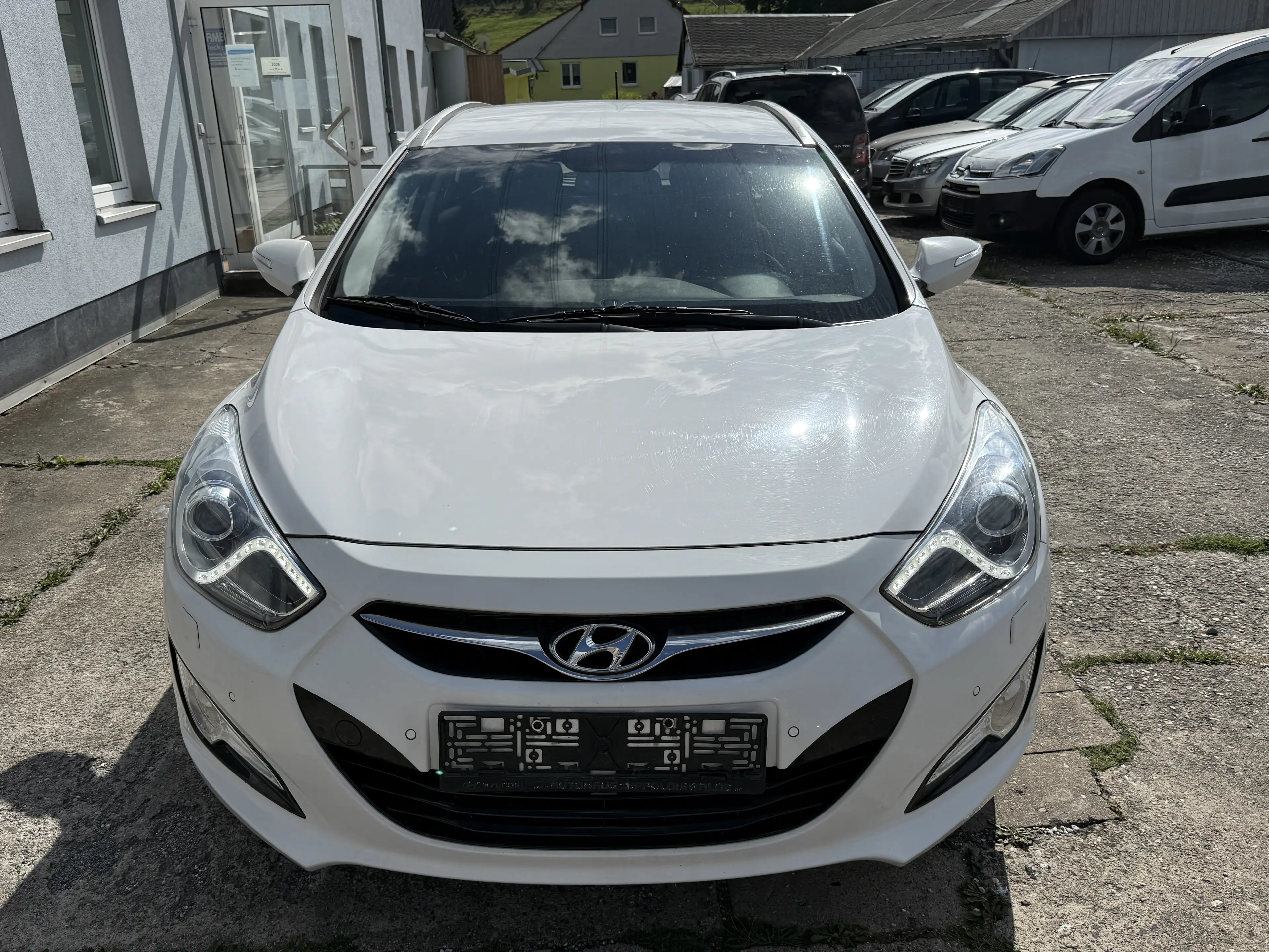 Hyundai i40 5 Star Edition World Cup Fifa 2014 — photo 12