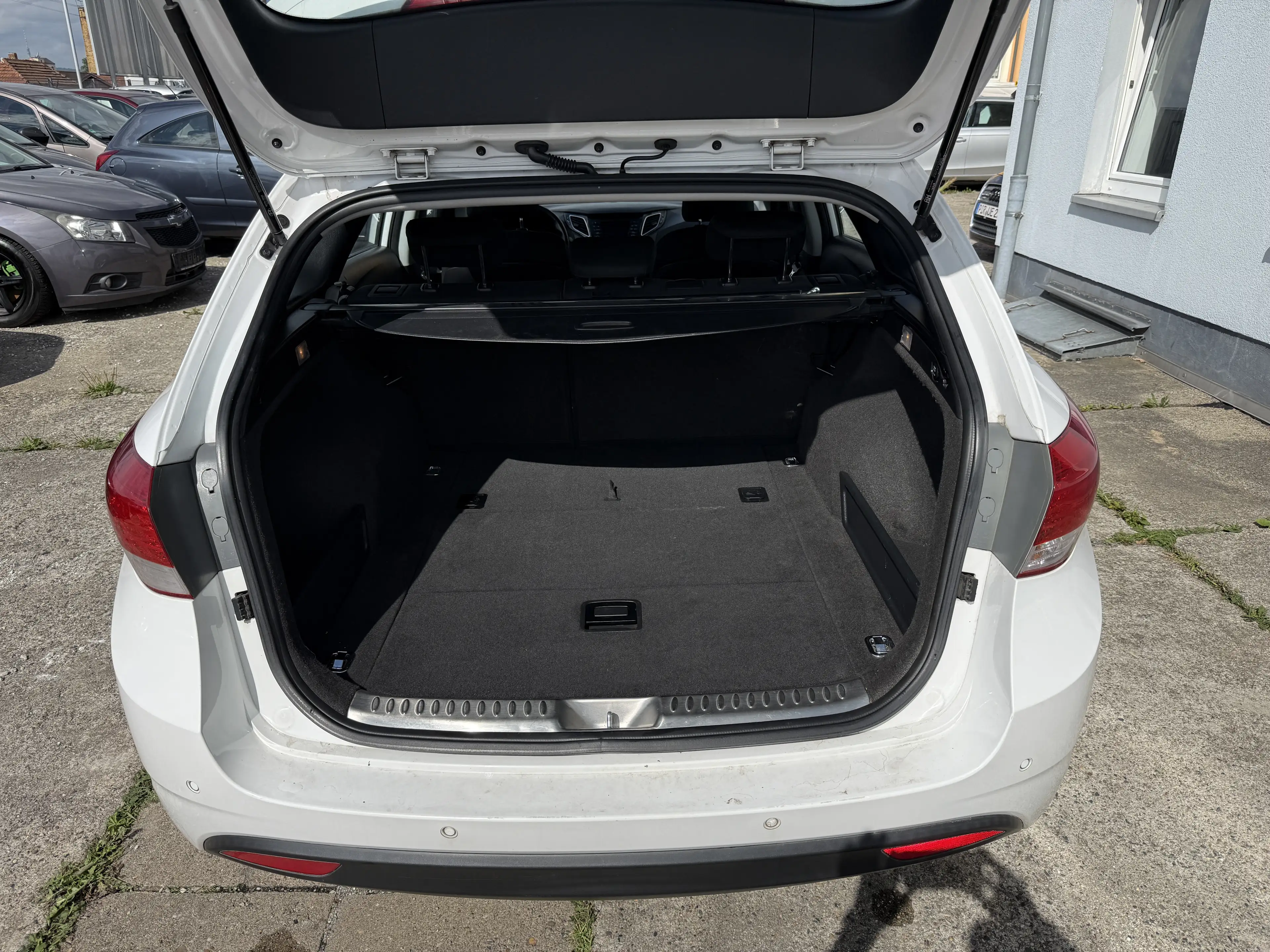 Hyundai i40 5 Star Edition World Cup Fifa 2014 — photo 15