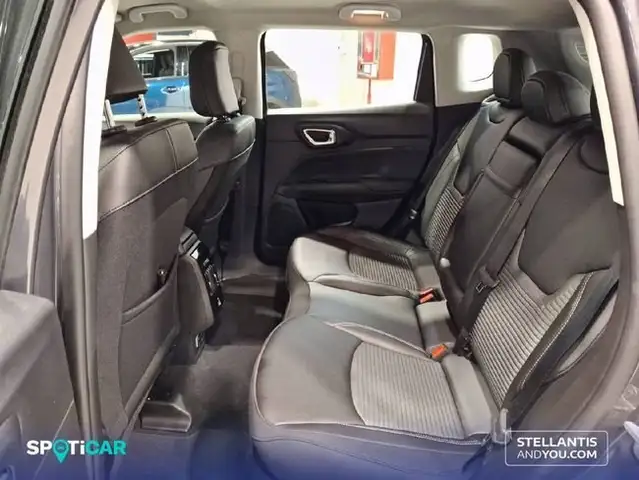 Jeep Compass view 10