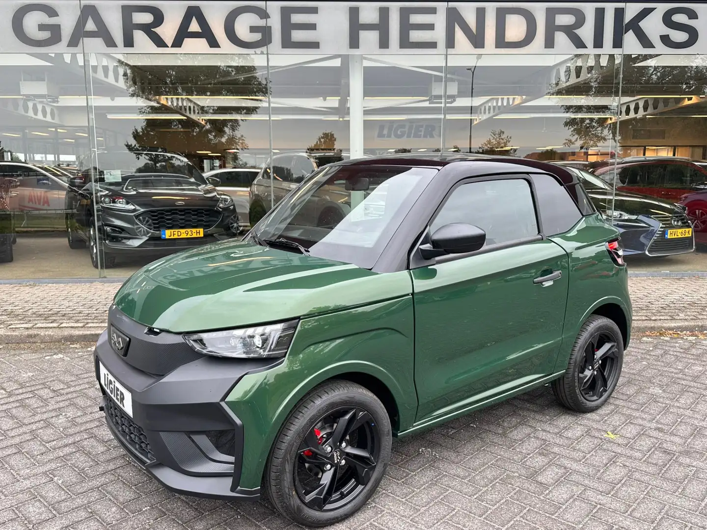 Ligier JS 50 Elite 12KW Elektrisch AIRCO | STUURBEKRACHTIGING | - 1