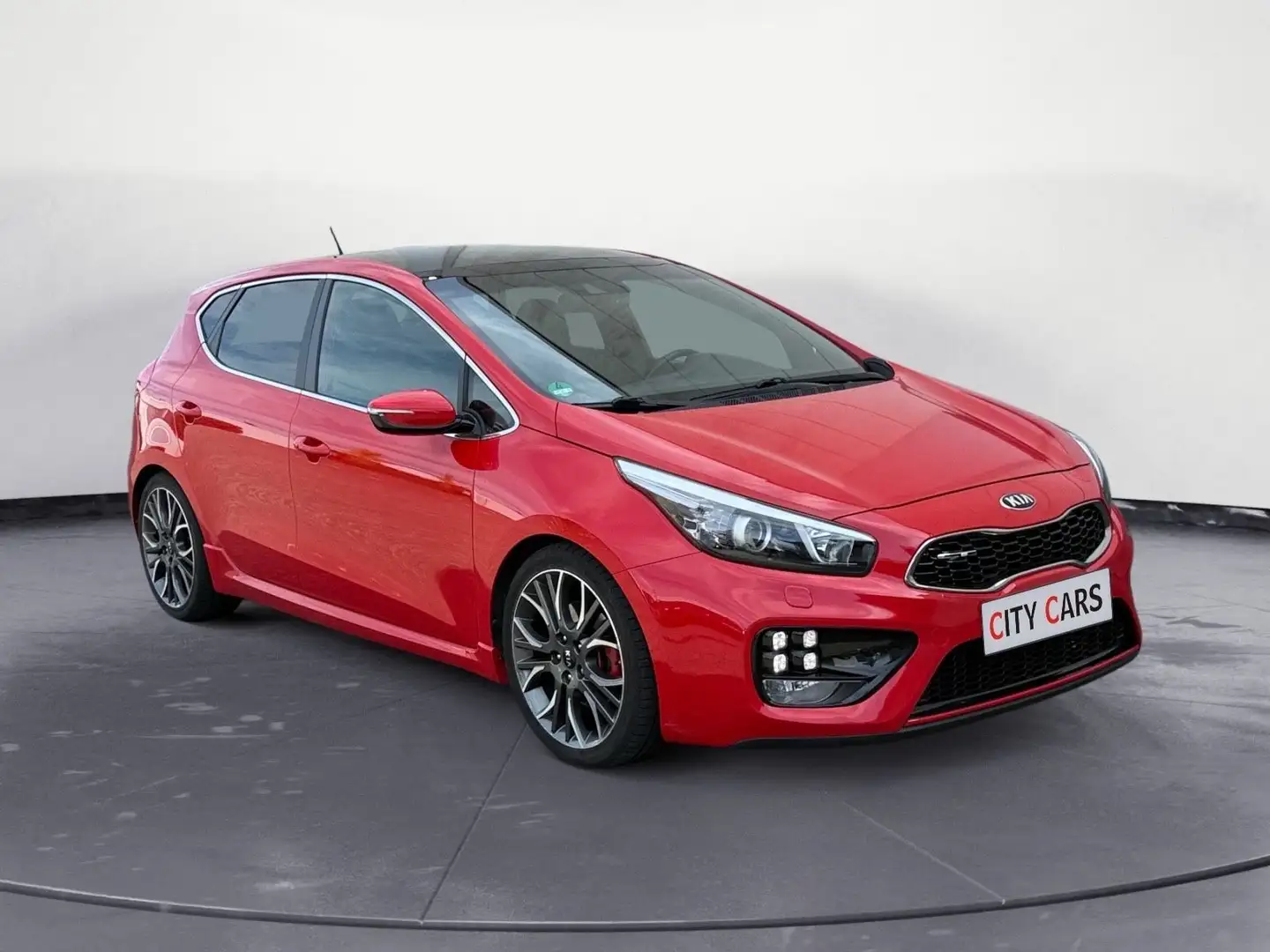 Kia Ceed / cee'd GT-Track Navi Leder Panorama Kamera Rouge - 2