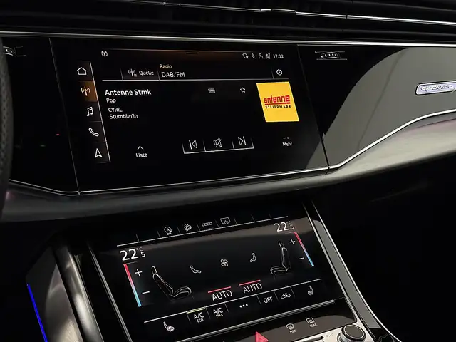 Audi Q8 50  TDI S line quattro Black Edition Ansicht 38