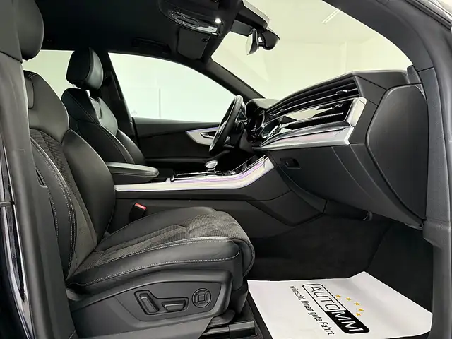 Audi Q8 50  TDI S line quattro Black Edition Ansicht 23