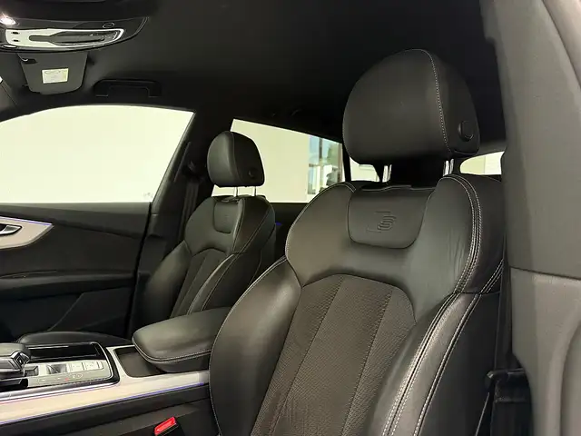 Audi Q8 50  TDI S line quattro Black Edition Ansicht 20