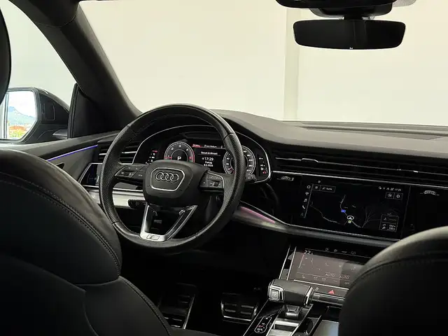 Audi Q8 50  TDI S line quattro Black Edition Ansicht 31