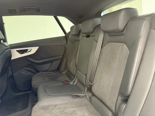 Audi Q8 50  TDI S line quattro Black Edition Ansicht 28