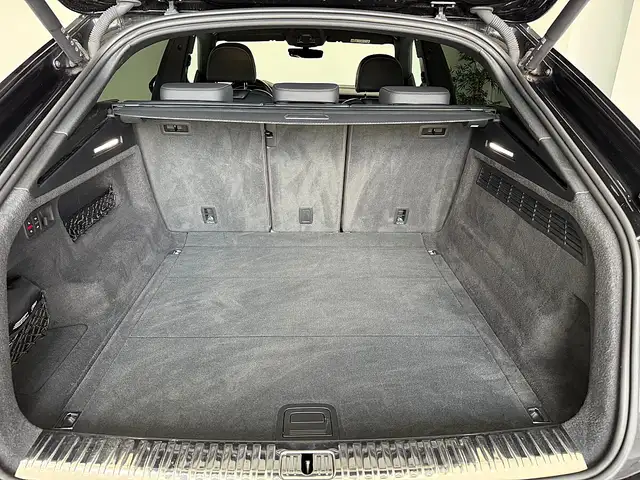 Audi Q8 50  TDI S line quattro Black Edition Ansicht 29
