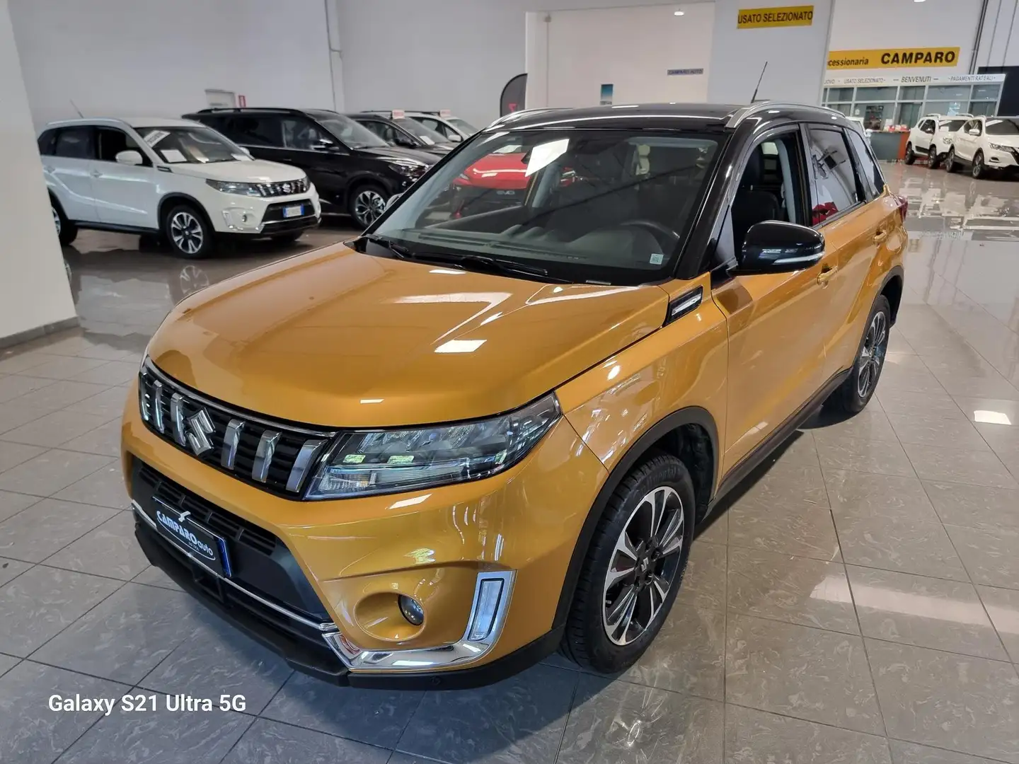 Suzuki Vitara 1.4h Top 4wd allgrip KM 36000 OK NEOPATENTATI Giallo - 1
