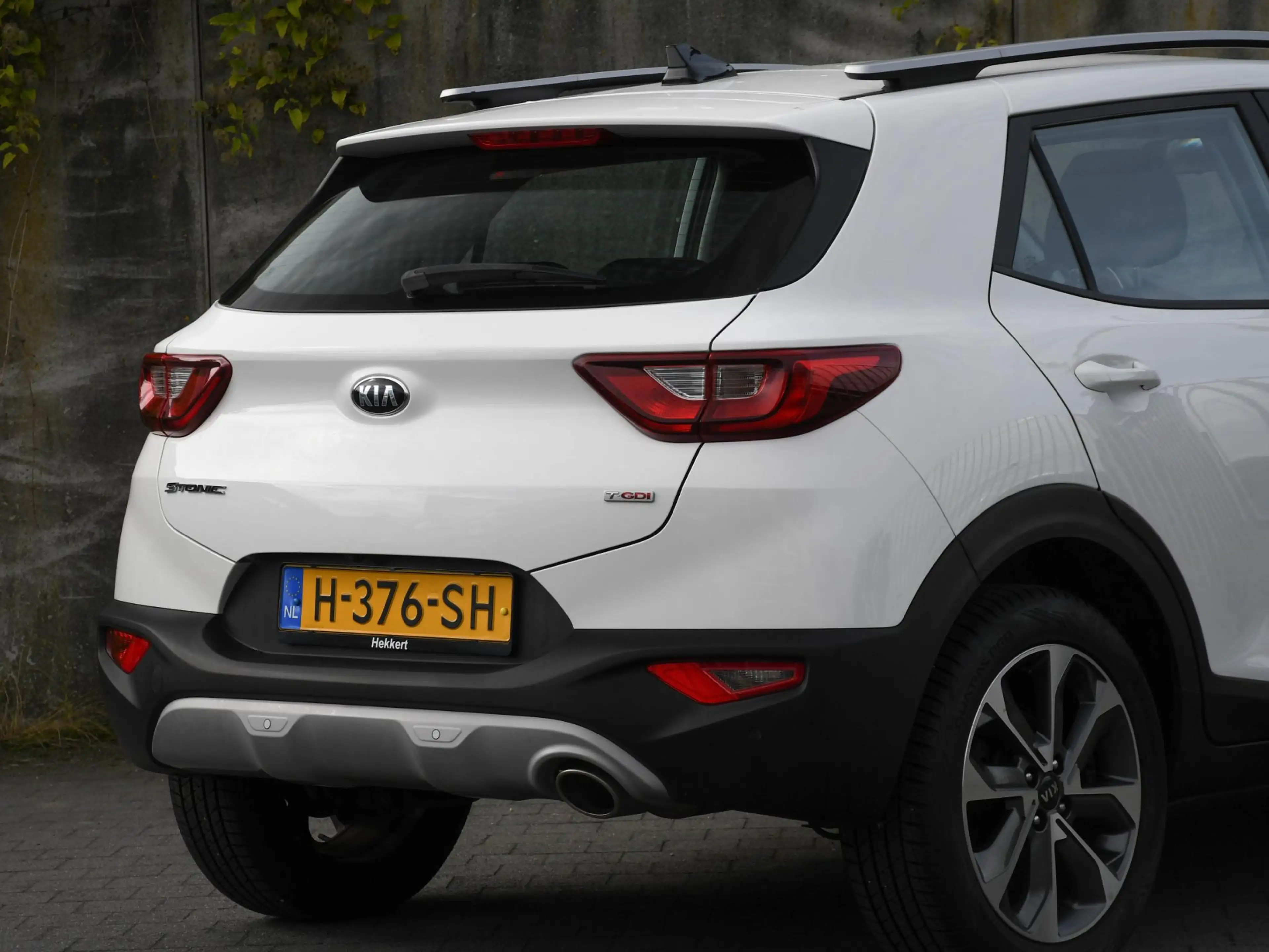Kia Stonic DynamicLine 1.0 T-GDi 100pk 17''LM | CAMERA | NAVI — photo 6