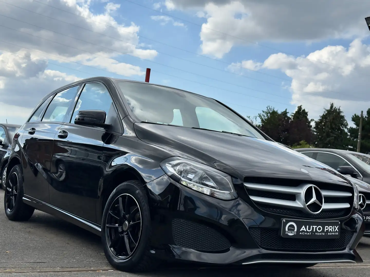 Mercedes-Benz B 160 d Navi Clim Start&Stop Euro 6b Carnet Negro - 2