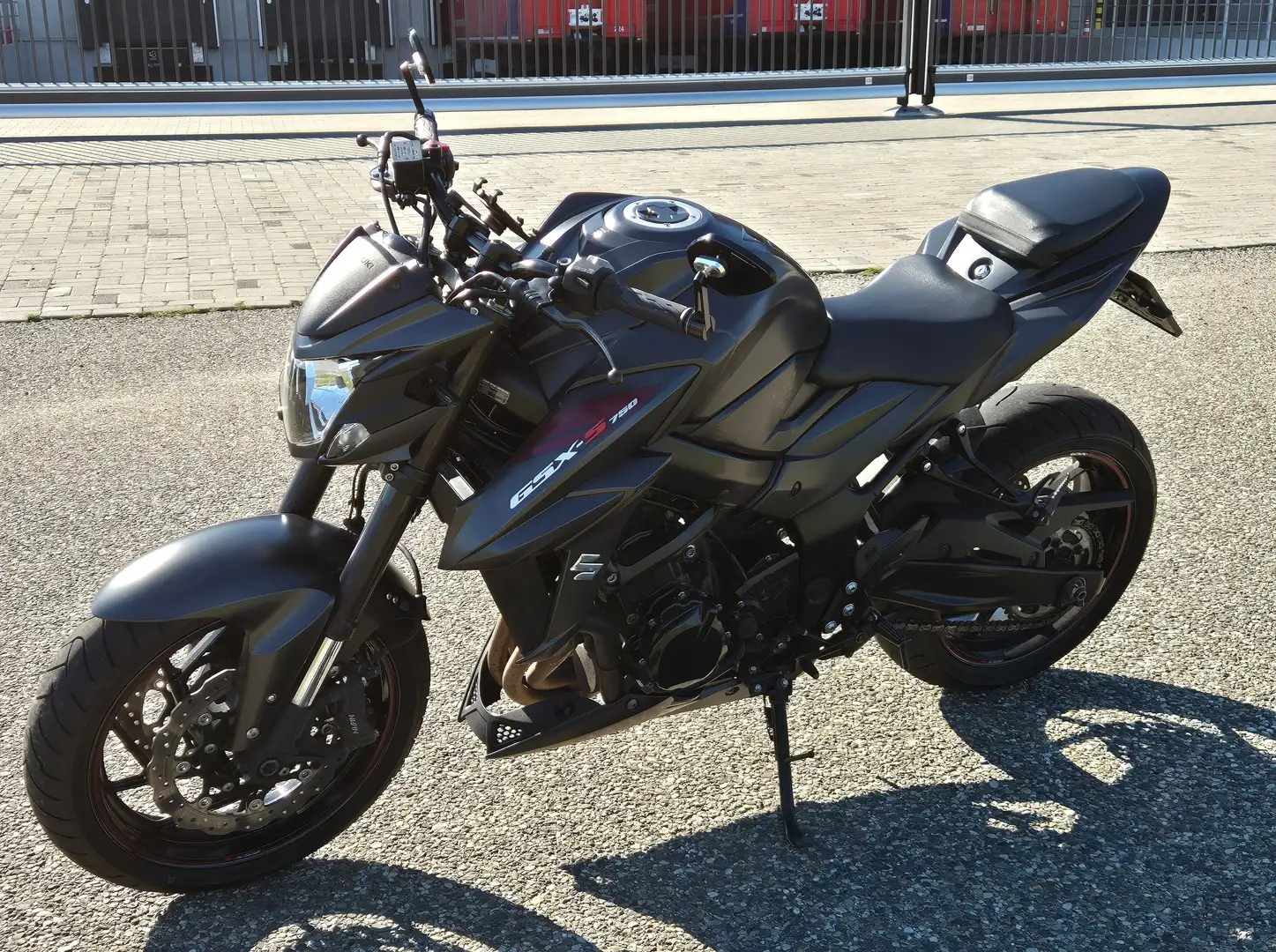 Suzuki GSX-S 750 Noir - 2