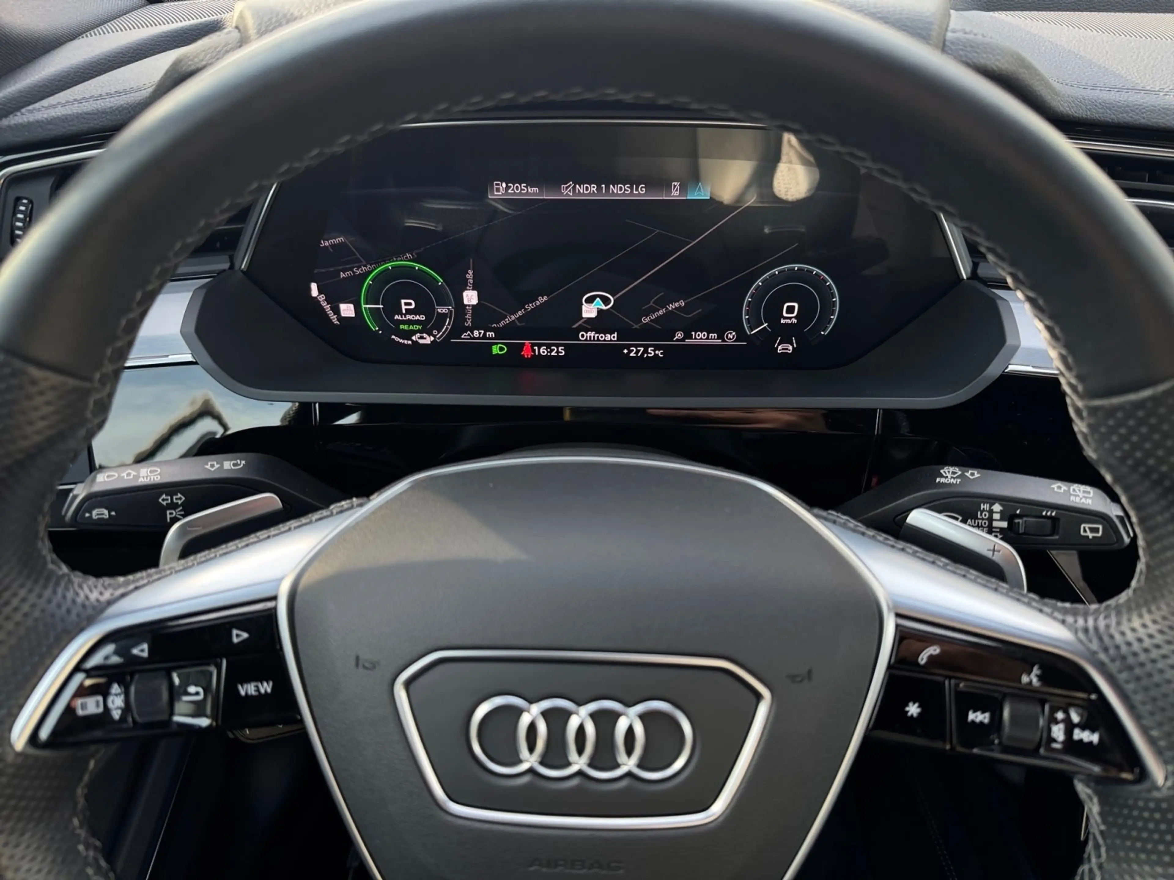 Audi e-tron S quattro 95 kw/h MATRIX/KAMERA/OPTIKPAKET — photo 14