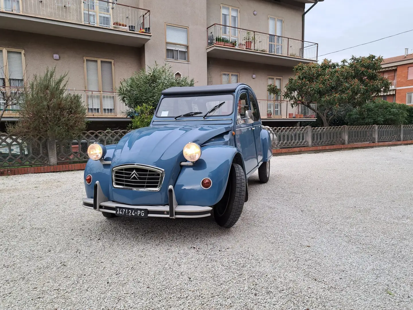 Citroen 2CV 6 speed Bleu - 1