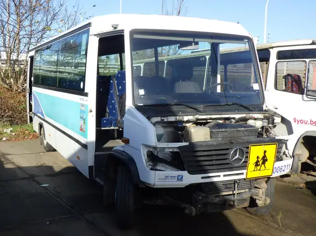 Mercedes-Benz Vario 813 (Stock ID 39040)