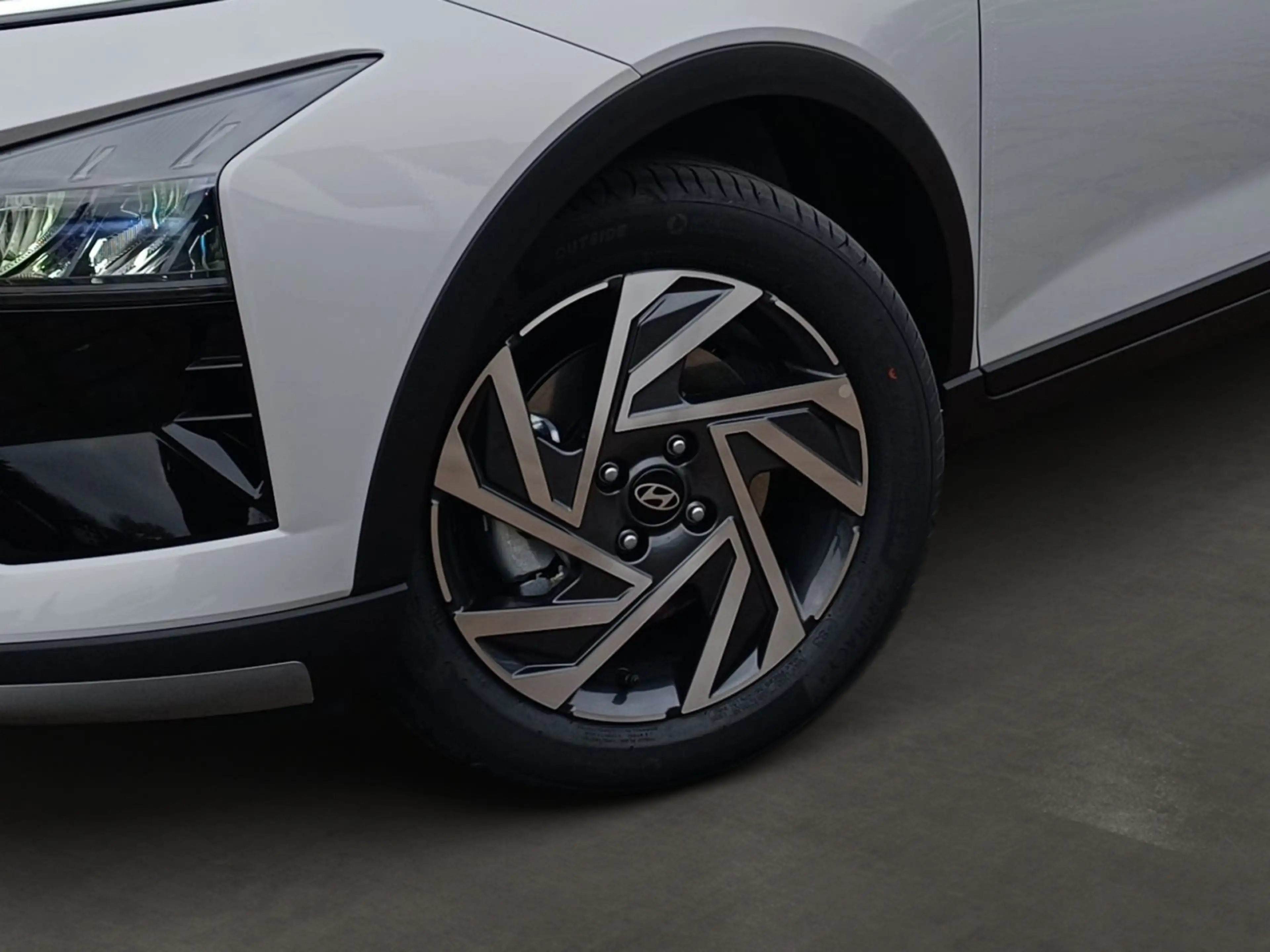 Hyundai BAYON Bayon 1.0 T-GDI Trend+Navi+Kamera+Komfortpaket LED — photo 6