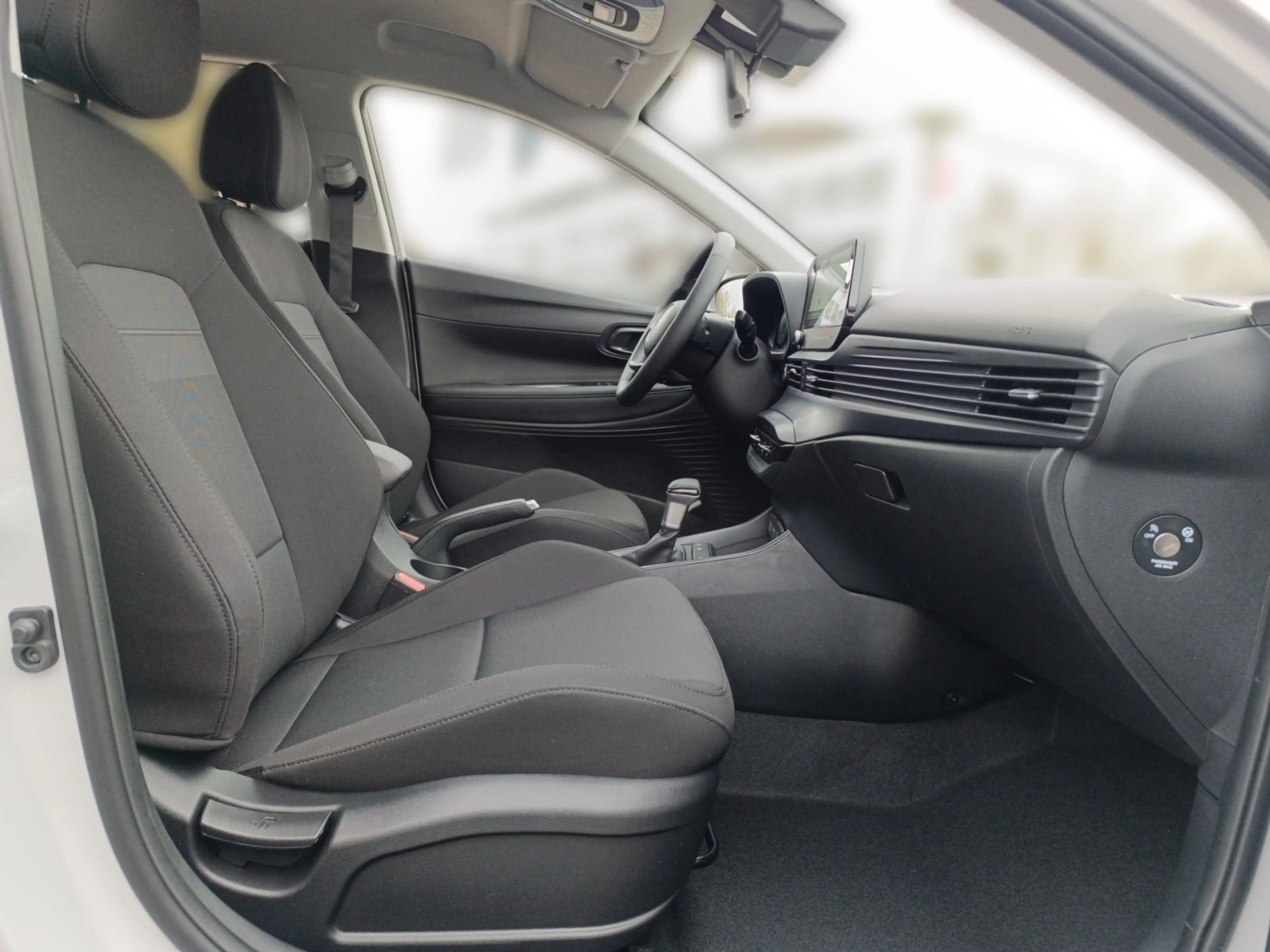 Hyundai BAYON Bayon 1.0 T-GDI Trend+Navi+Kamera+Komfortpaket LED — photo 14