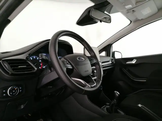 Ford Fiesta view 11