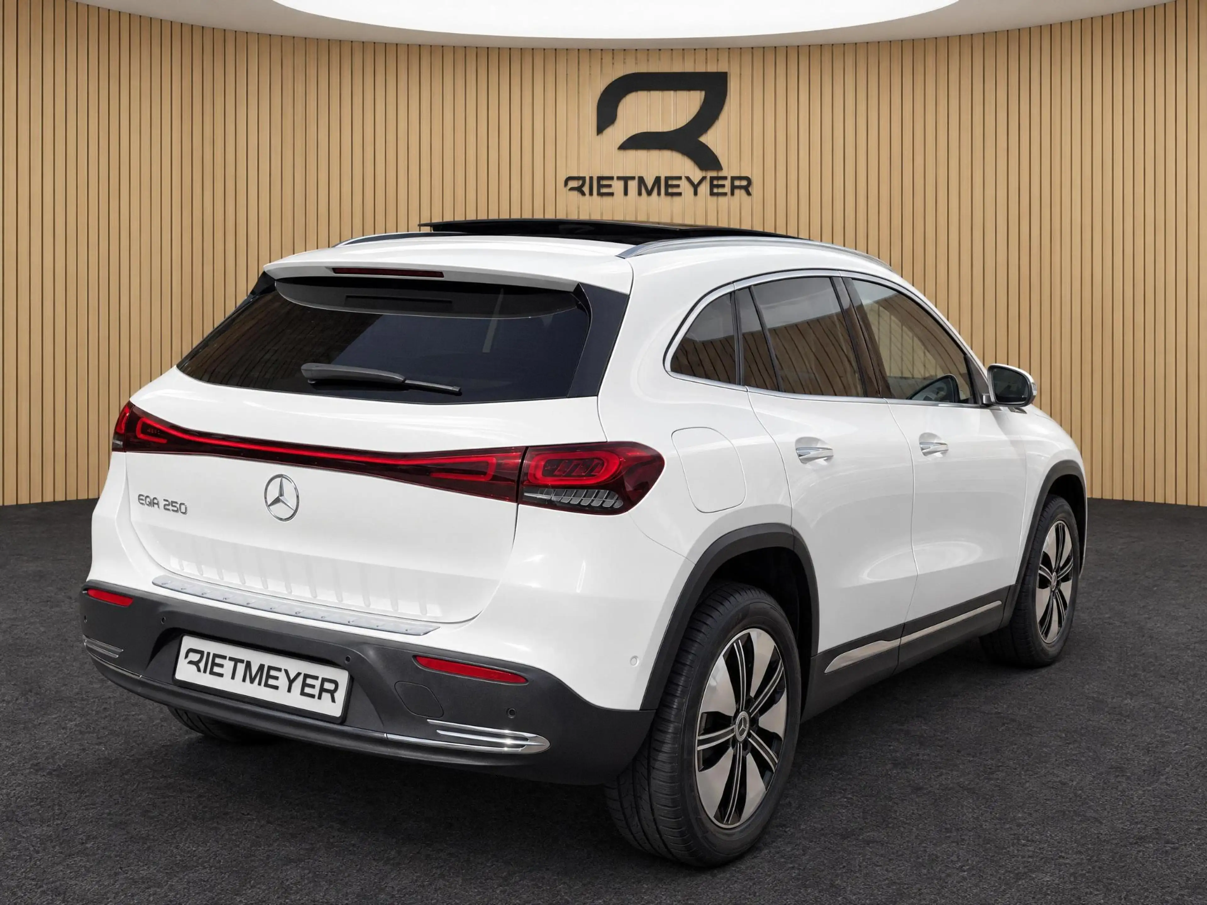 Mercedes-Benz EQA 250 67 kWh |Pano |Stoelverw. |Burmester |Camera |Sfeer — photo 9