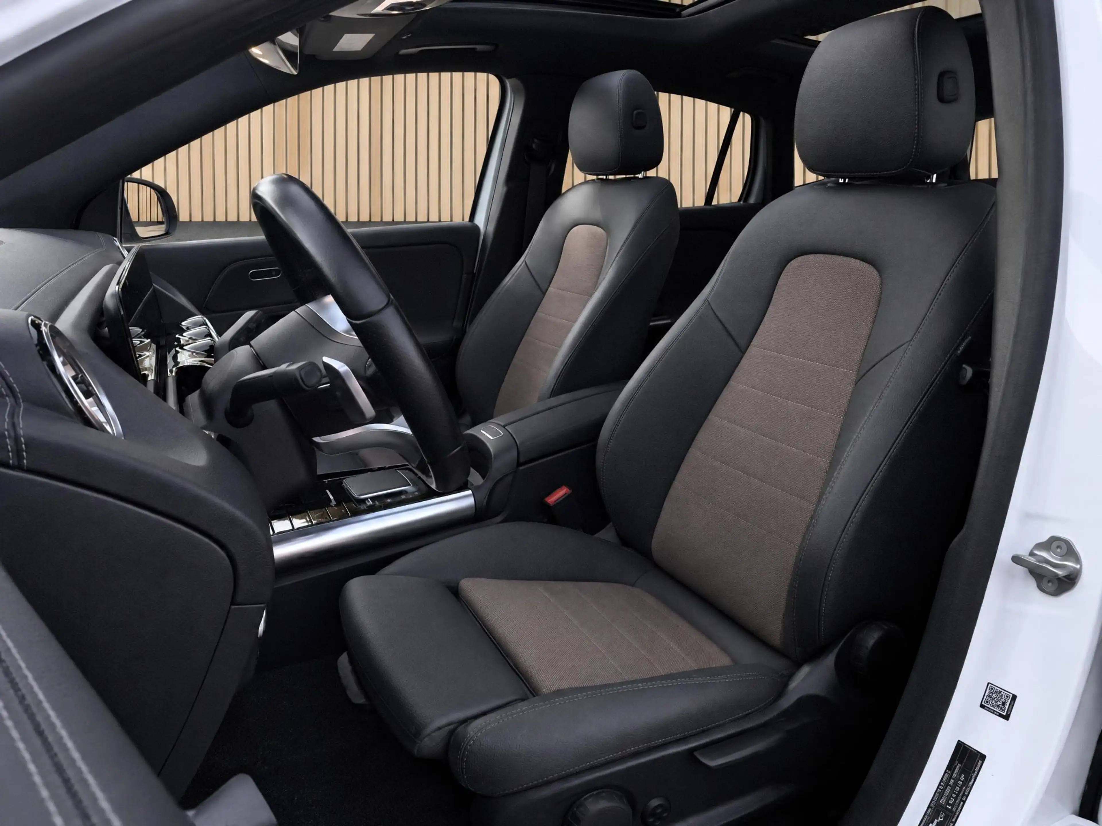 Mercedes-Benz EQA 250 67 kWh |Pano |Stoelverw. |Burmester |Camera |Sfeer — photo 10