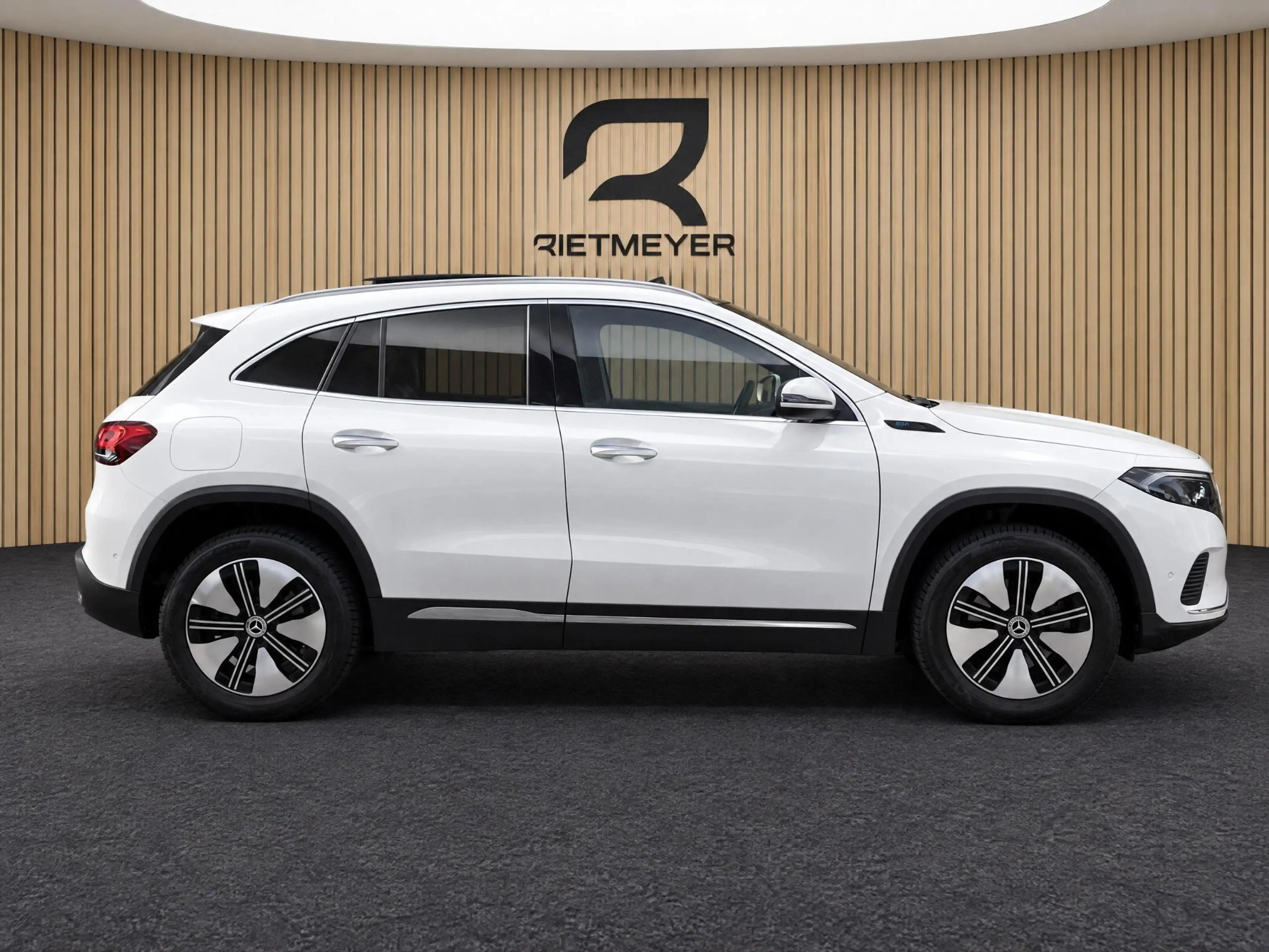Mercedes-Benz EQA 250 67 kWh |Pano |Stoelverw. |Burmester |Camera |Sfeer — photo 12