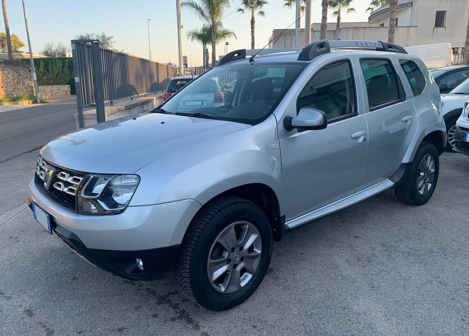 Dacia Duster 1.5 dci Laureate 110cv Argento - 2