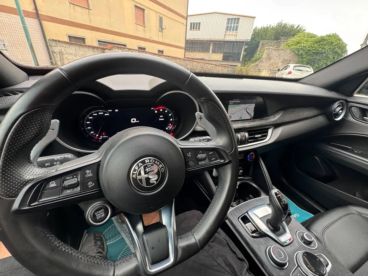 Alfa Romeo Stelvio 2023 — фото 11