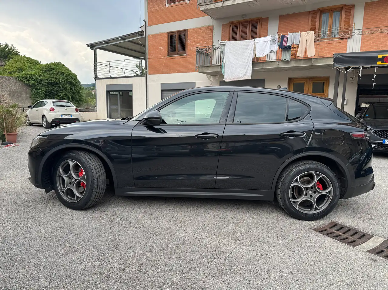 Alfa Romeo Stelvio 2023
