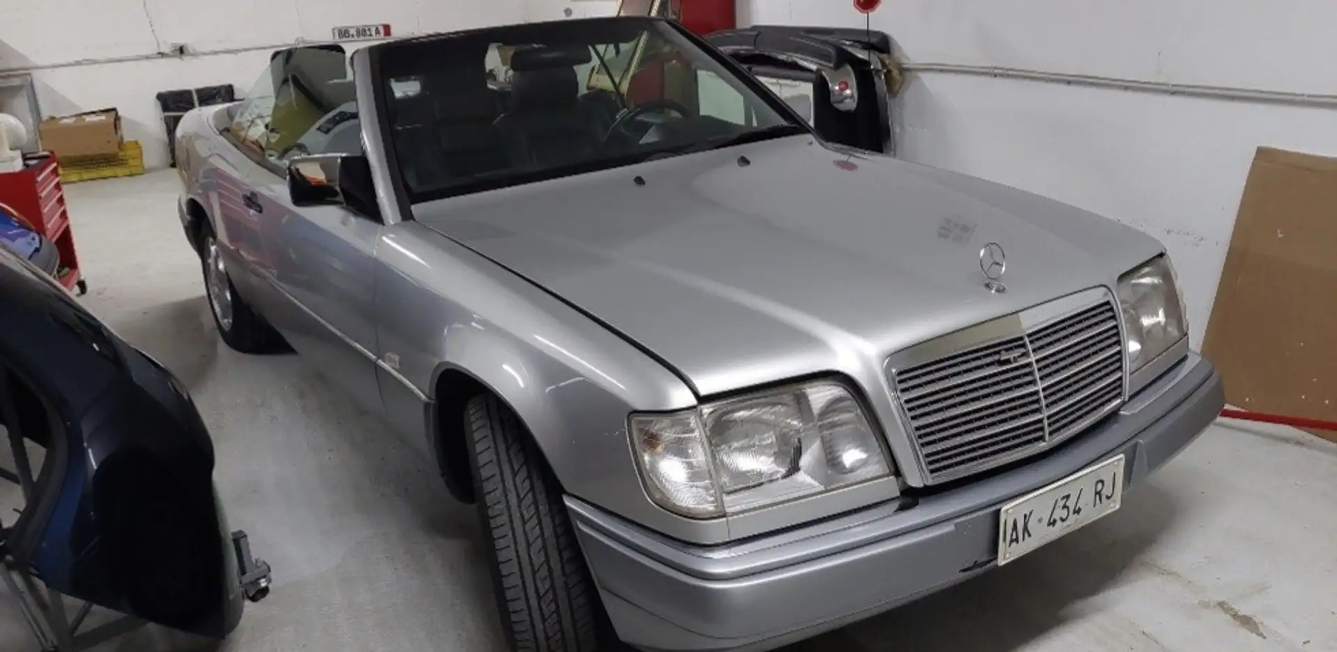 Mercedes-Benz CE 200 cabriolet 16v Gris - 1